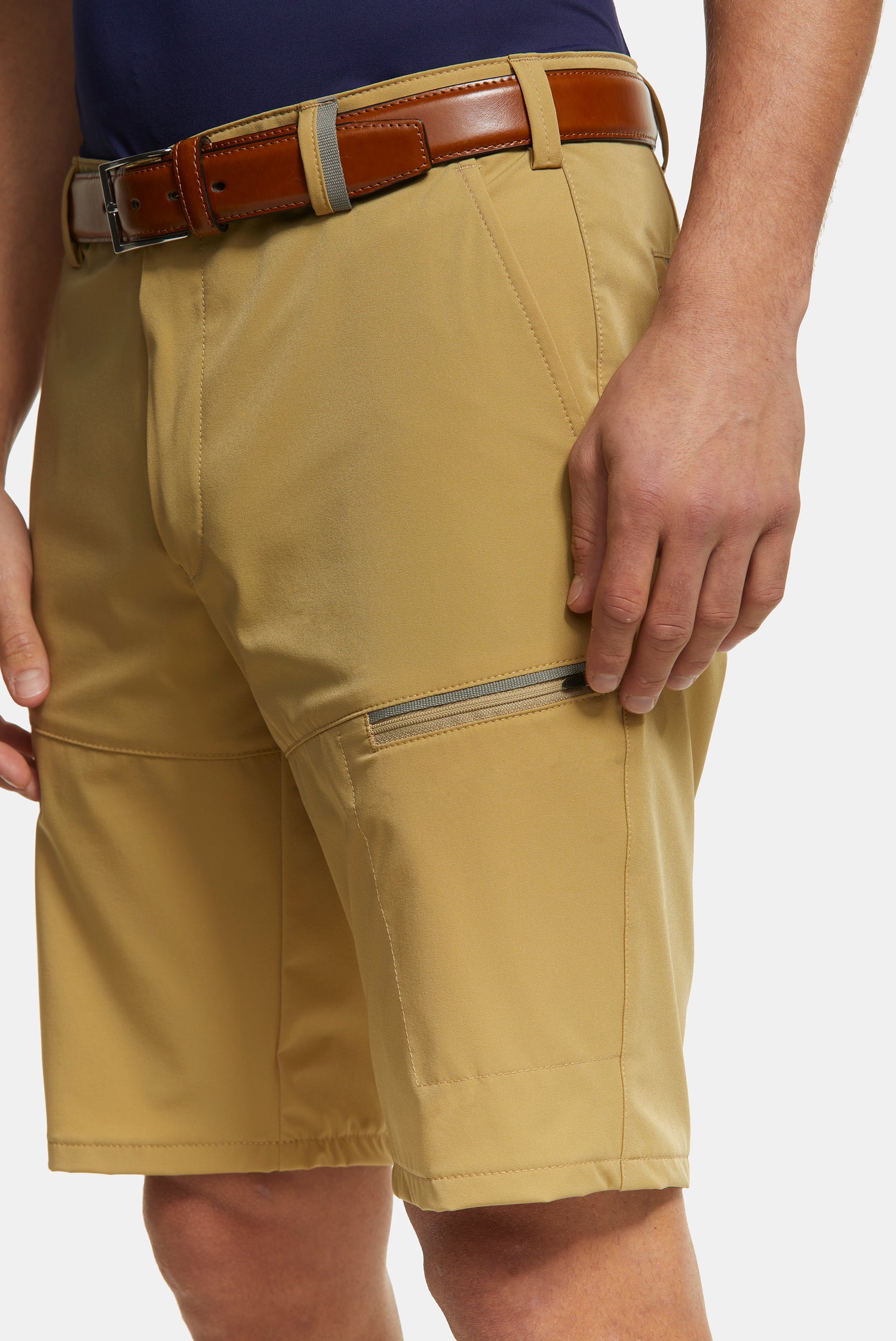 B-Arran 1-8070 ACTIVE • SHORT