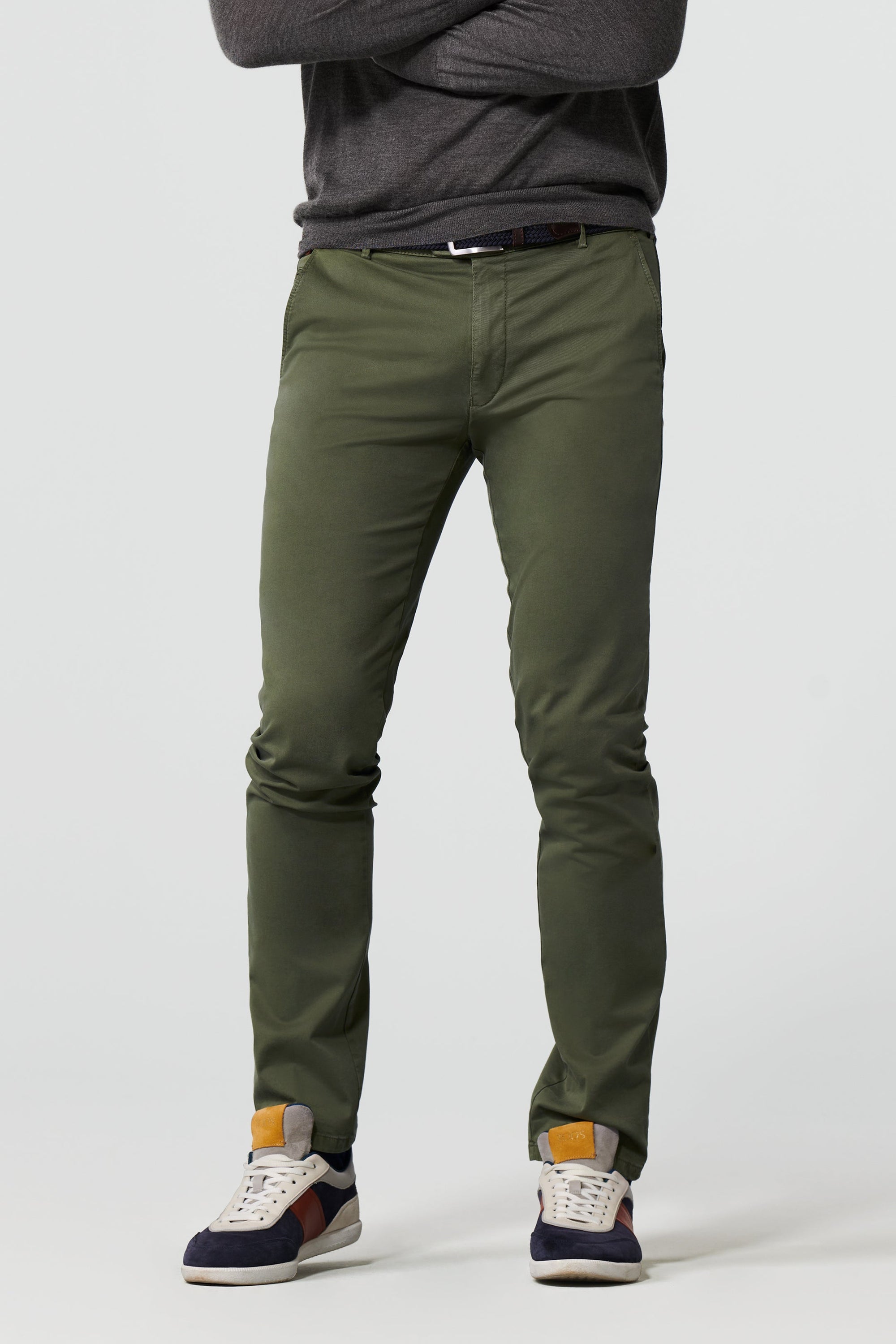 Bonn 9-3004 MODERN CHINO .